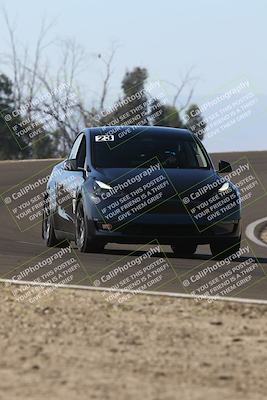 media/Nov-08-2025-Speed Ventures (Sat) [[1c7a6332f5]]/TC B/Session 2 (Turn 2)/